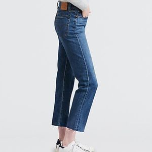 NWOT Levi’s wedgie straight jean